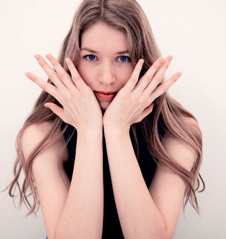 Weltklassik einmal anders - Keep your fingers crossed! Piano Crossover präsentiert von Katharina Hack
